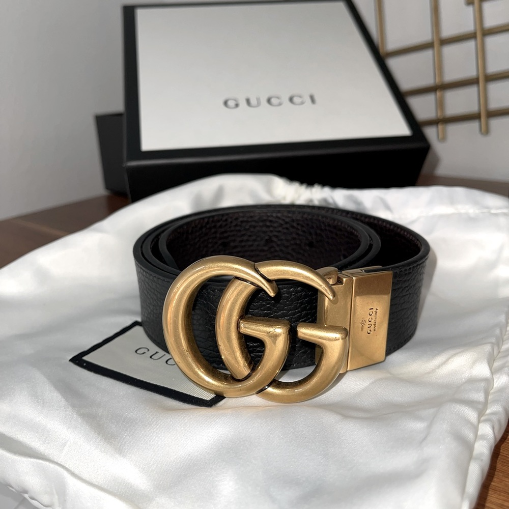 Gucci Gold GG Reversible black/brown leather 1.5”  belt 85